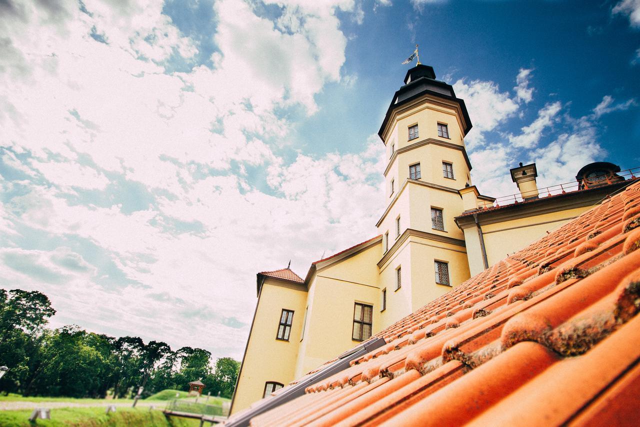 Palace Hotel Njaswisch Exterior foto
